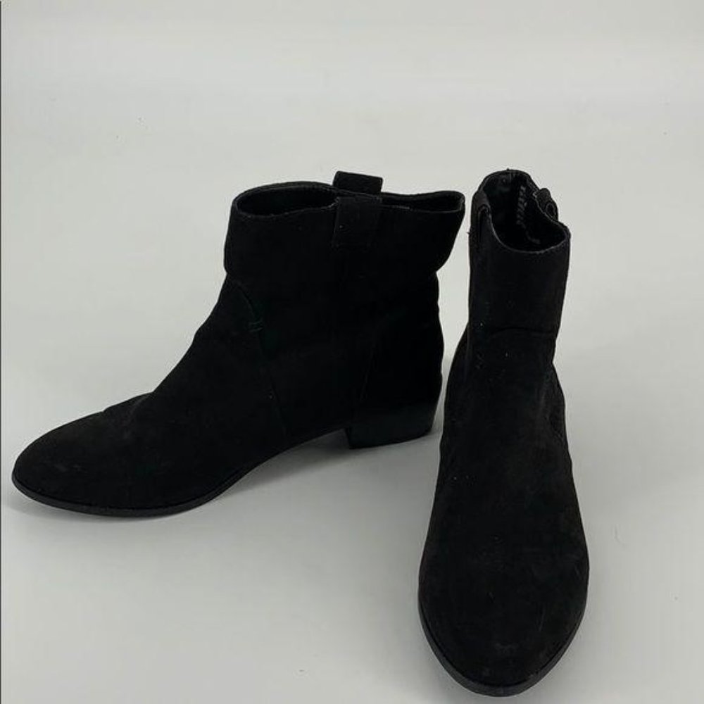 Just Fab Black Maesha 1" Heeled Bootie